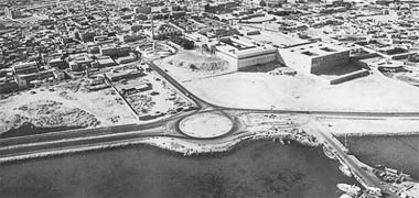 An aerial view of the Diwan al-Amiri complex taken in the 1960s – with permission from ‘Photos of Qatar’s Past’ on Facebook