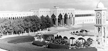 A view of the entrance to the Diwan al-Amiri, 1968 – courtesy of MSN News