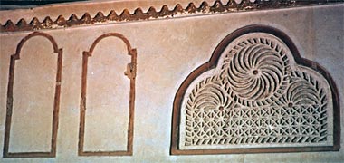 Plaster decoration with a whirling motif, April 1975