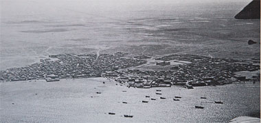 An aerial photograph of Doha in 1949