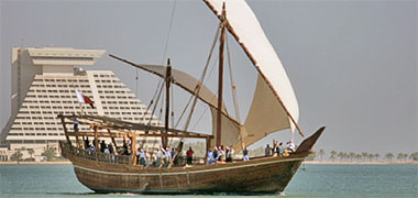 A shuw’i with both its sails set 