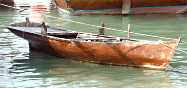 A kitr in the dhow harbour